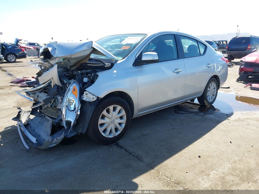 2013 Nissan Versa 1.6 Sv