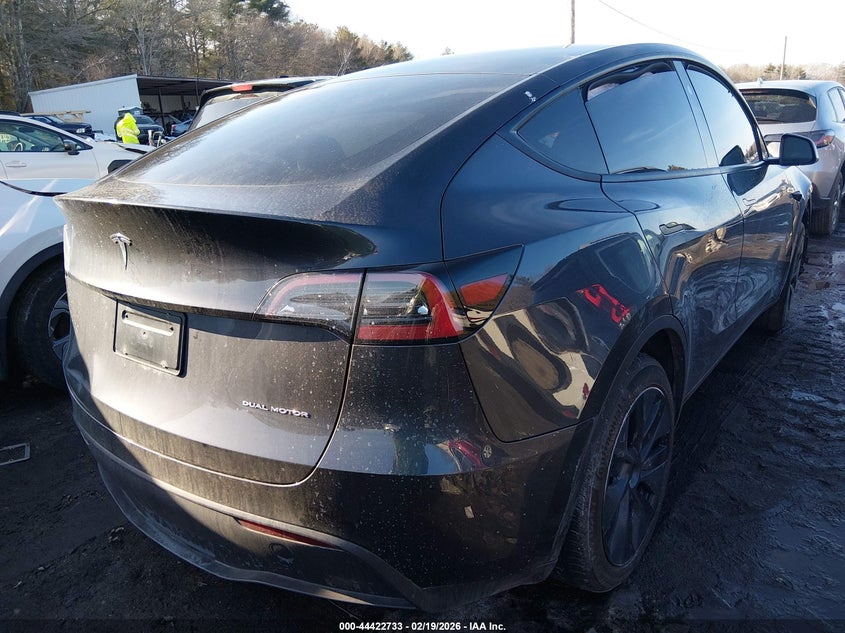 2025 Tesla Model Y Long Range Dual Motor All-Wheel Drive