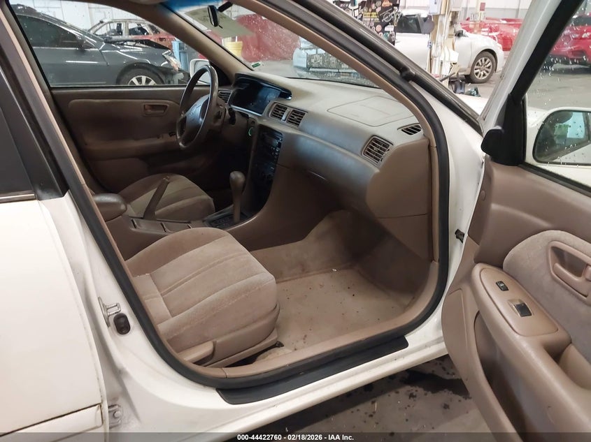 2000 Toyota Camry Le