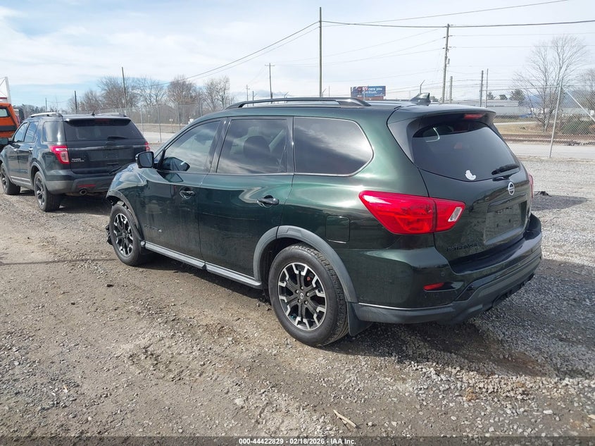 2019 Nissan Pathfinder Sl