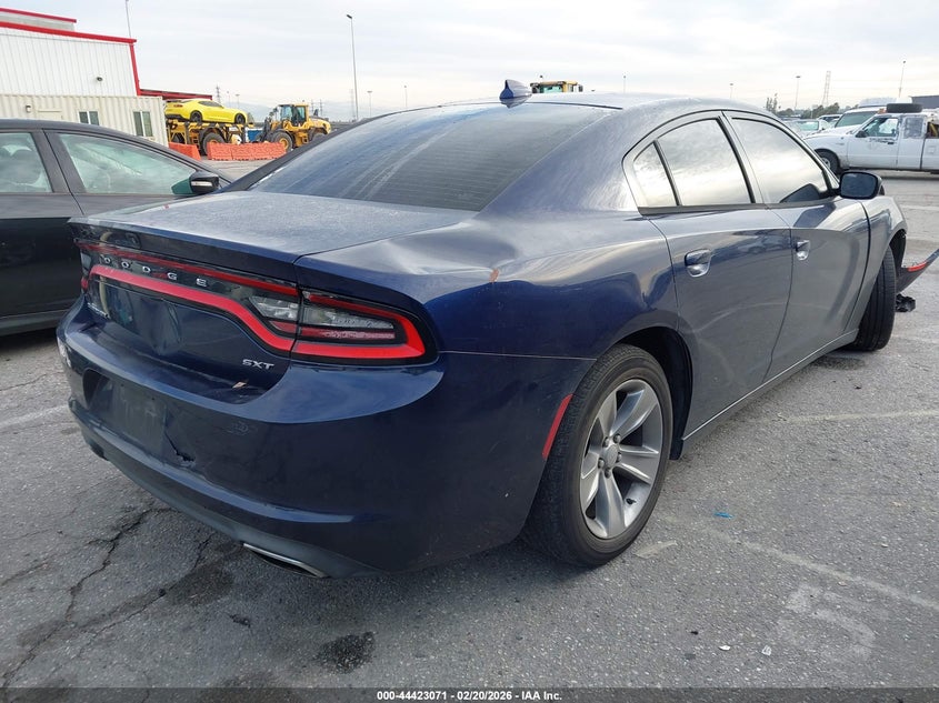 2016 Dodge Charger Sxt