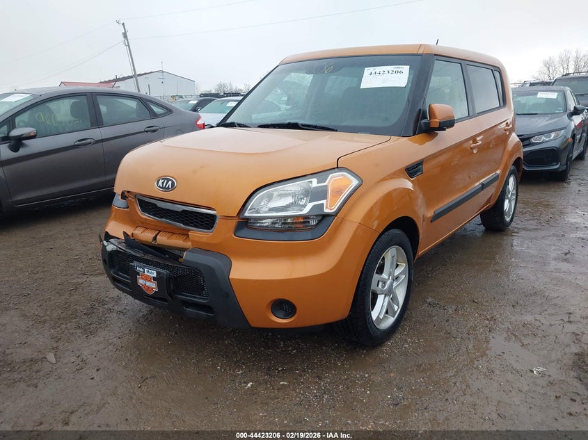 2011 Kia Soul +