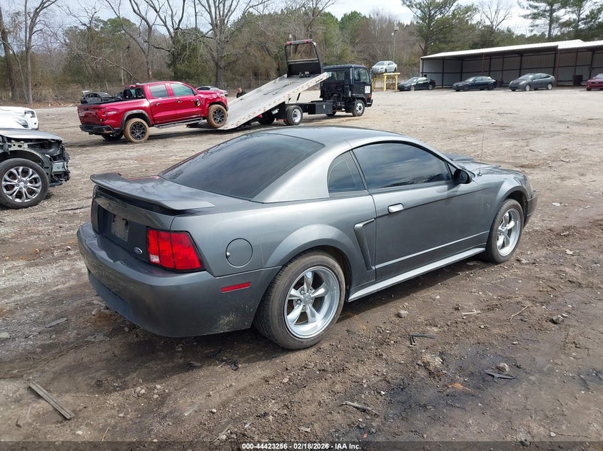 2003 Ford Mustang
