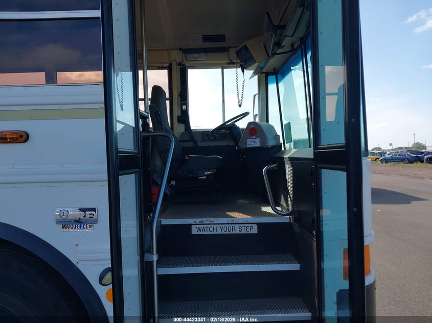 2012 Ic Corporation 3000 Series