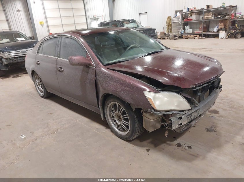 2005 Toyota Avalon Xls