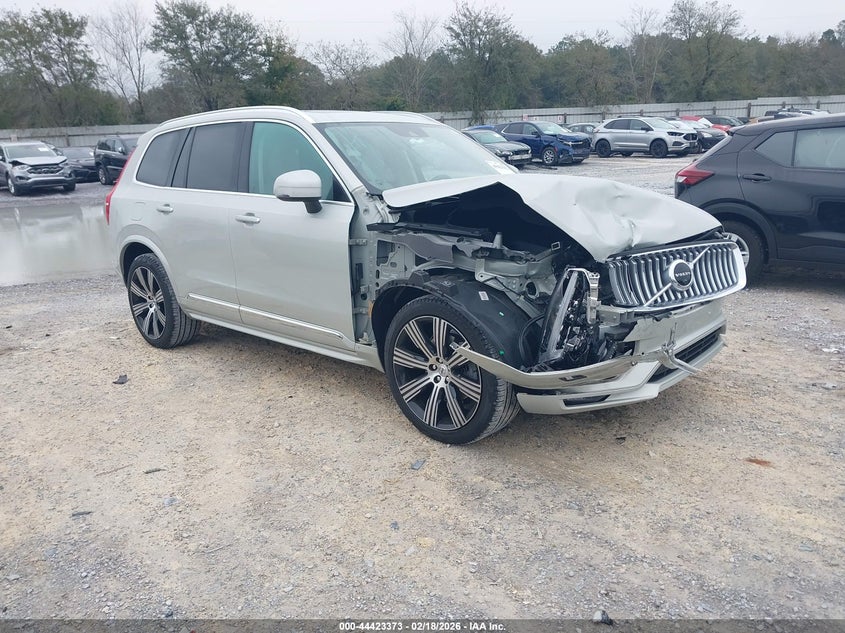 2022 Volvo Xc90 T6 Inscription 6 Passenger