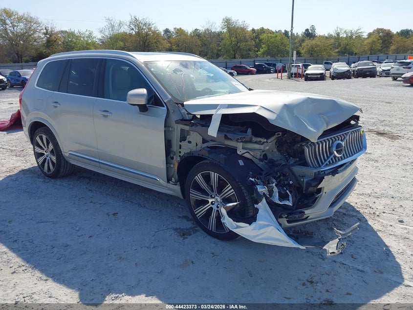 2022 Volvo Xc90 T6 Inscription 6 Passenger