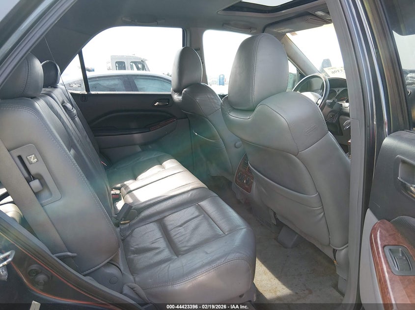 2005 Acura Mdx VIN: 2HNYD18235H555167 Lot: 44423396
