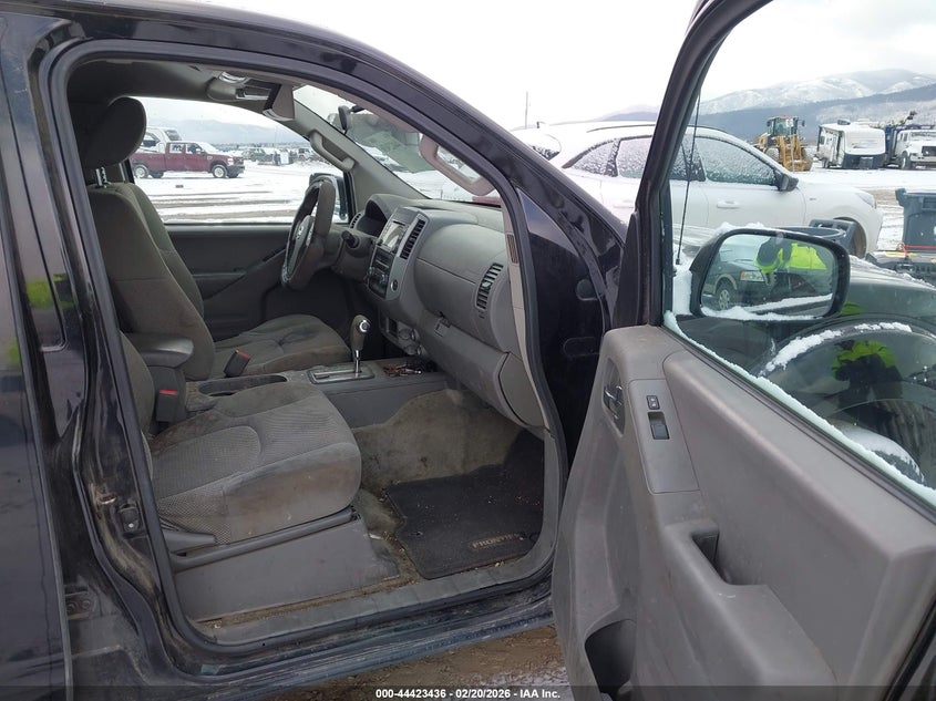 2016 Nissan Frontier Sv