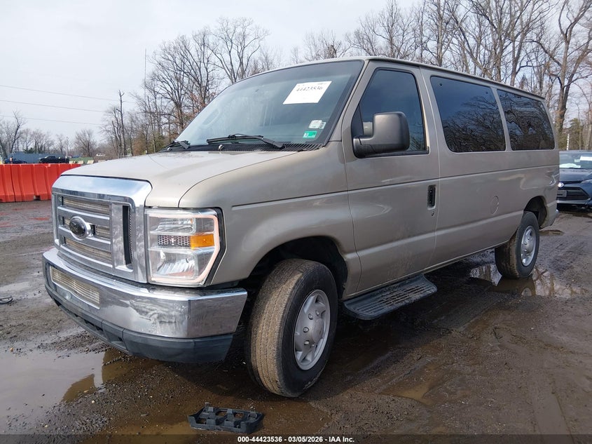 2012 Ford E-350 Super Duty Xlt