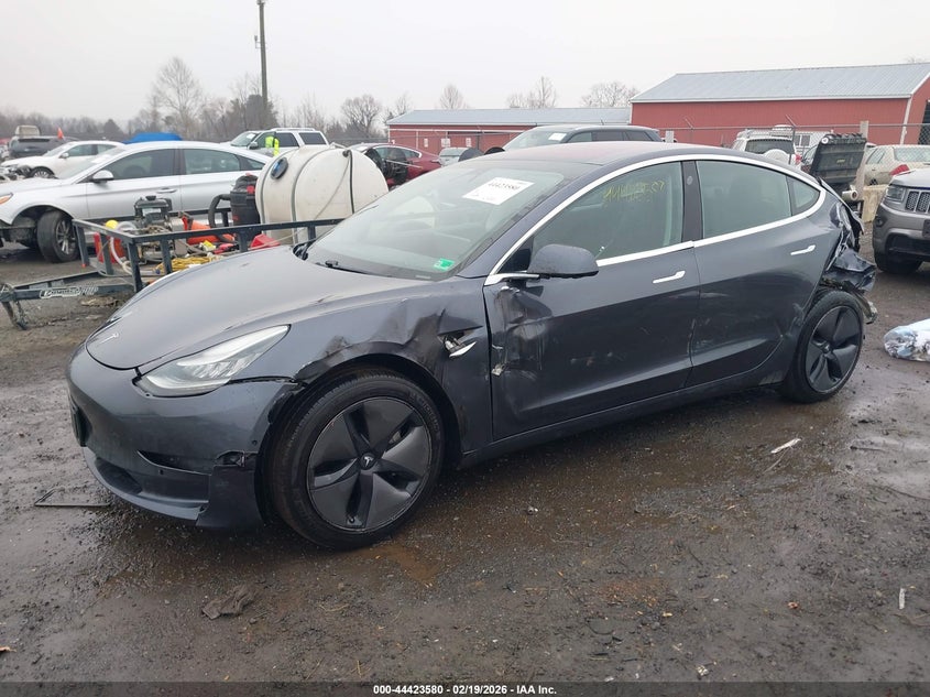 2018 Tesla Model 3 Long Range/Mid Range