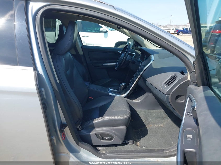 2013 Volvo Xc60 3.2 Platinum