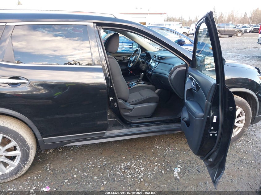 2019 Nissan Rogue Sv