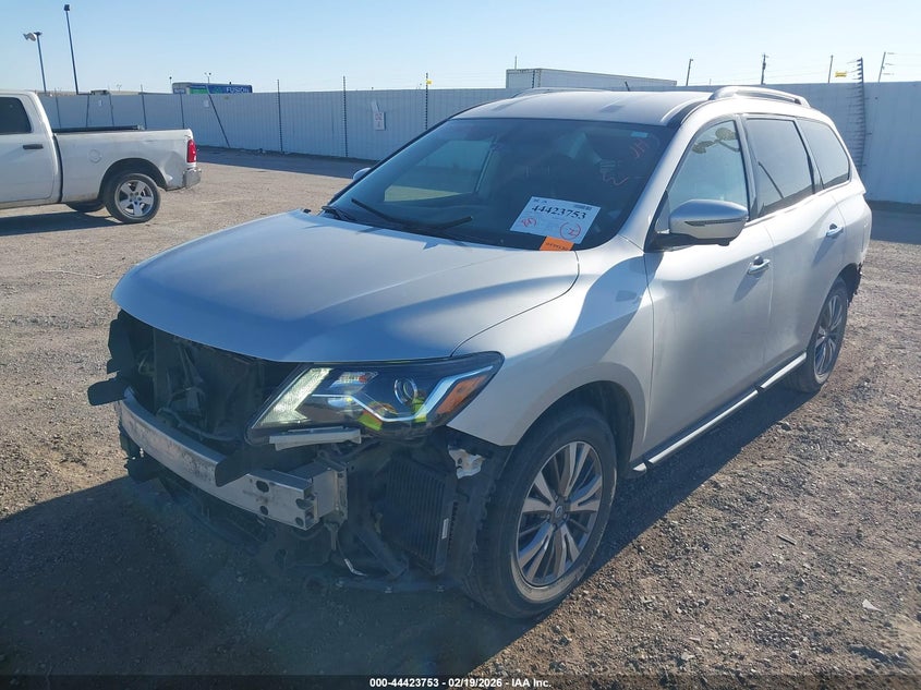 2019 Nissan Pathfinder Sl