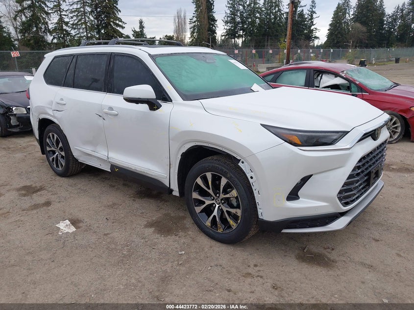 2025 Toyota Highlander