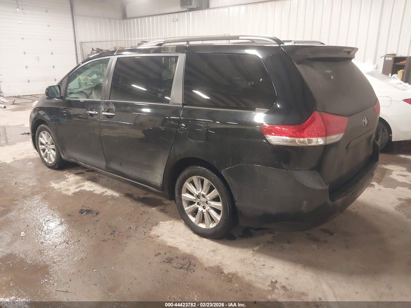 2013 Toyota Sienna Xle 7 Passenger