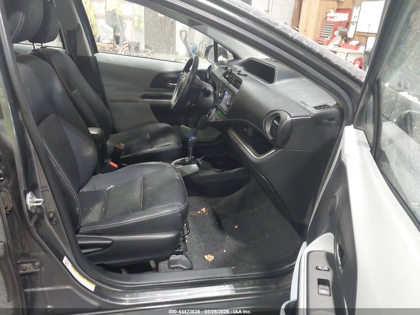 2014 Toyota Prius C Four