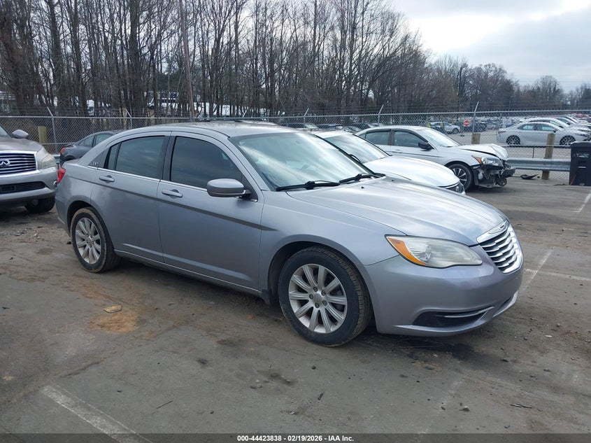 2014 Chrysler 200 Touring