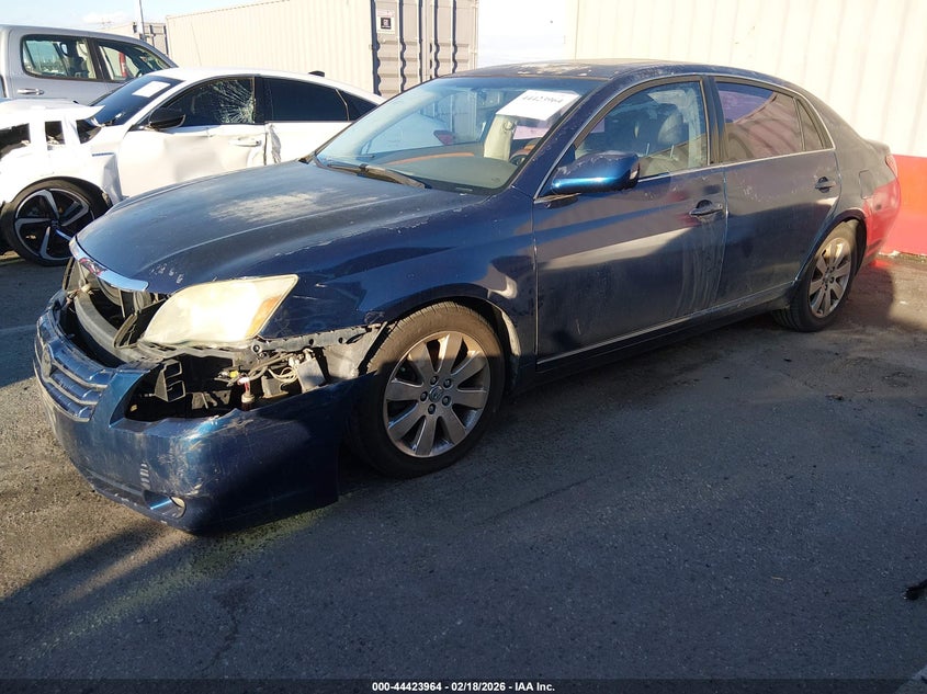 2005 Toyota Avalon Xls