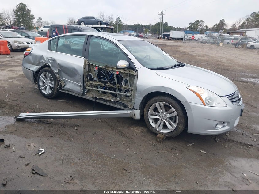 2010 Nissan Altima 3.5 Sr