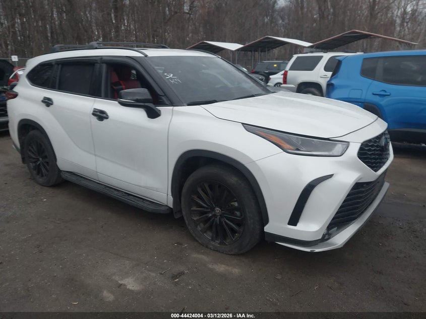 2023 Toyota Highlander Xse