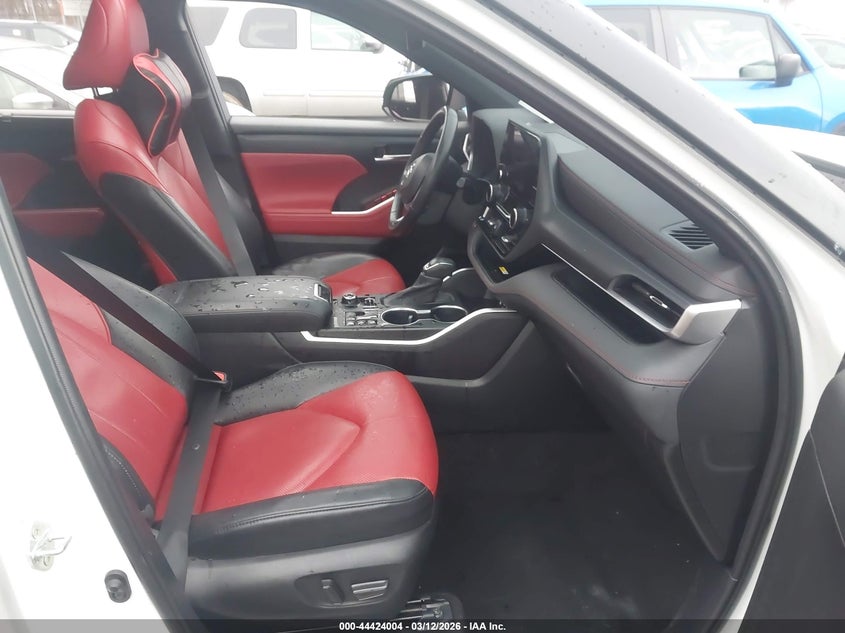 2023 Toyota Highlander Xse