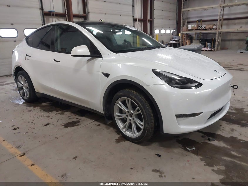 2024 Tesla Model Y Long Range Dual Motor All-Wheel Drive