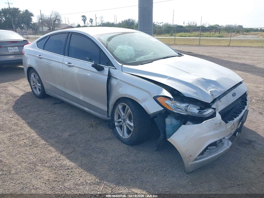 3FA6P0HD6JR276932 2018 Ford Fusion Se auction photo 1