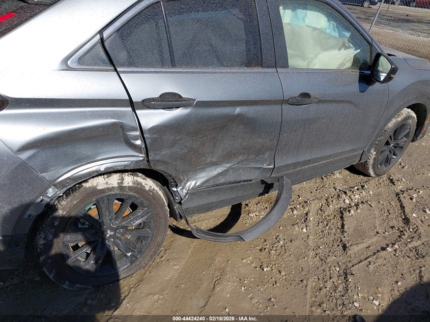 2025 Mitsubishi Eclipse Cross Black Edition S-Awc VIN: JA4ATWAA2SZ023391 Lot: 44424240