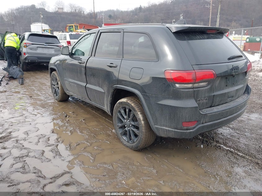 2021 Jeep Grand Cherokee Laredo X 4X4