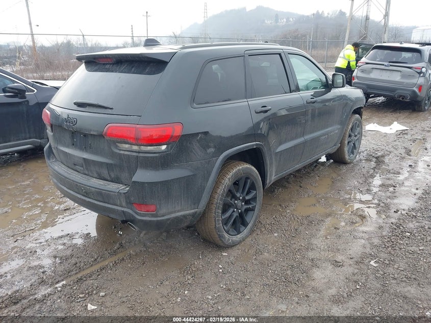 2021 Jeep Grand Cherokee Laredo X 4X4