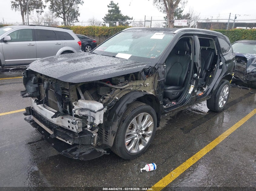 2021 Toyota Highlander Hybrid Limited