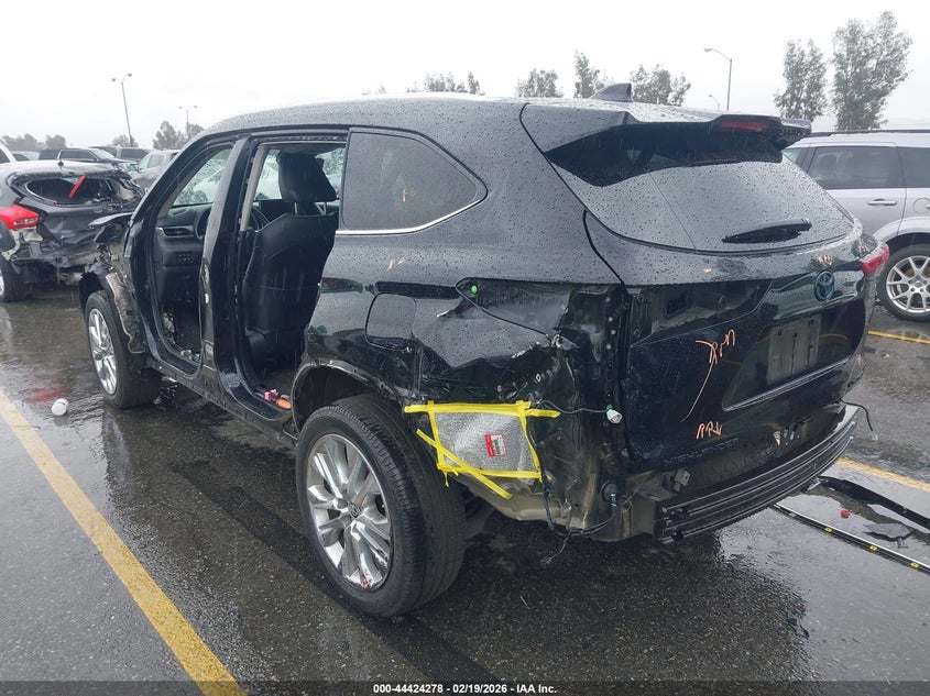 2021 Toyota Highlander Hybrid Limited