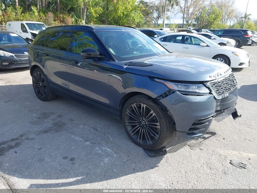 2026 Land Rover Range Rover Velar P400 Autobiography
