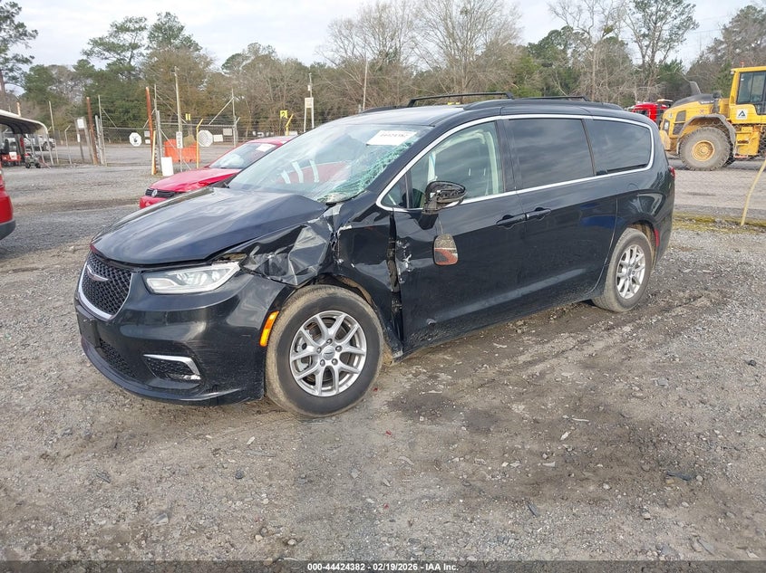2022 Chrysler Pacifica Touring L