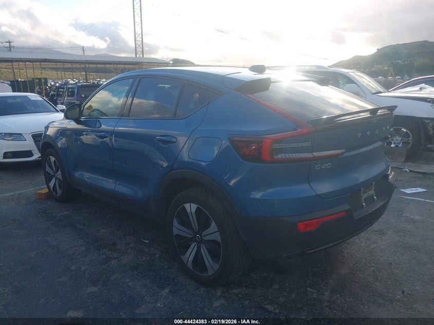 2023 Volvo C40 Recharge Pure Electric Twin Plus