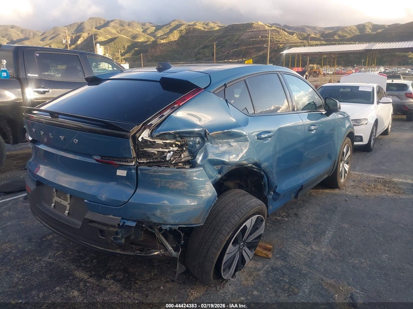 2023 Volvo C40 Recharge Pure Electric Twin Plus