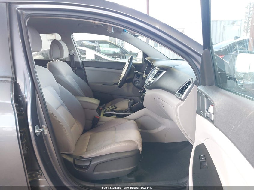 2016 Hyundai Tucson Se