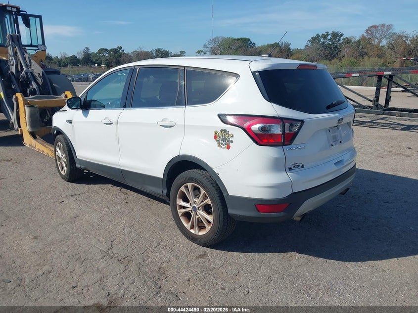 Vin: 1fmcu0gd2hue86451, lot: 44921082, ford escape se 20173