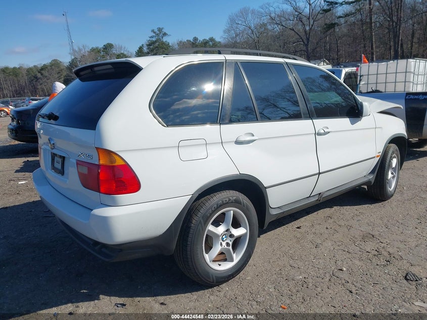 2003 BMW X5 3.0I