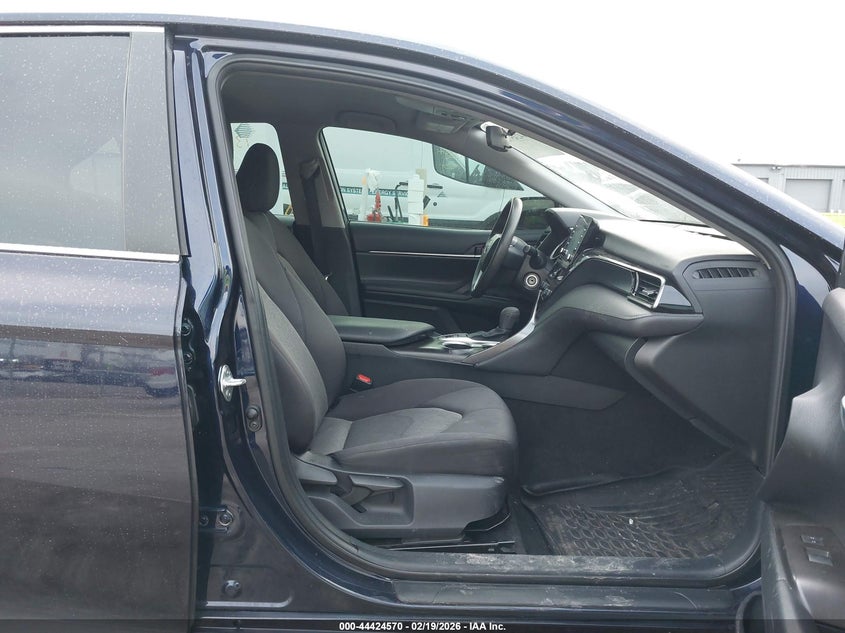 2021 Toyota Camry Le Awd