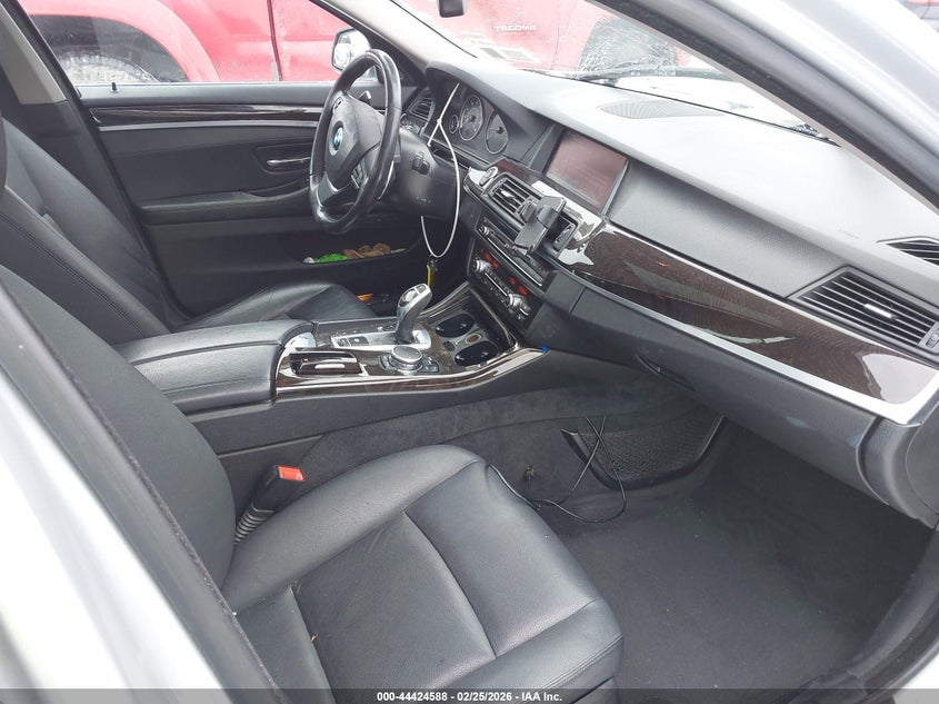 2016 BMW 528I xDrive