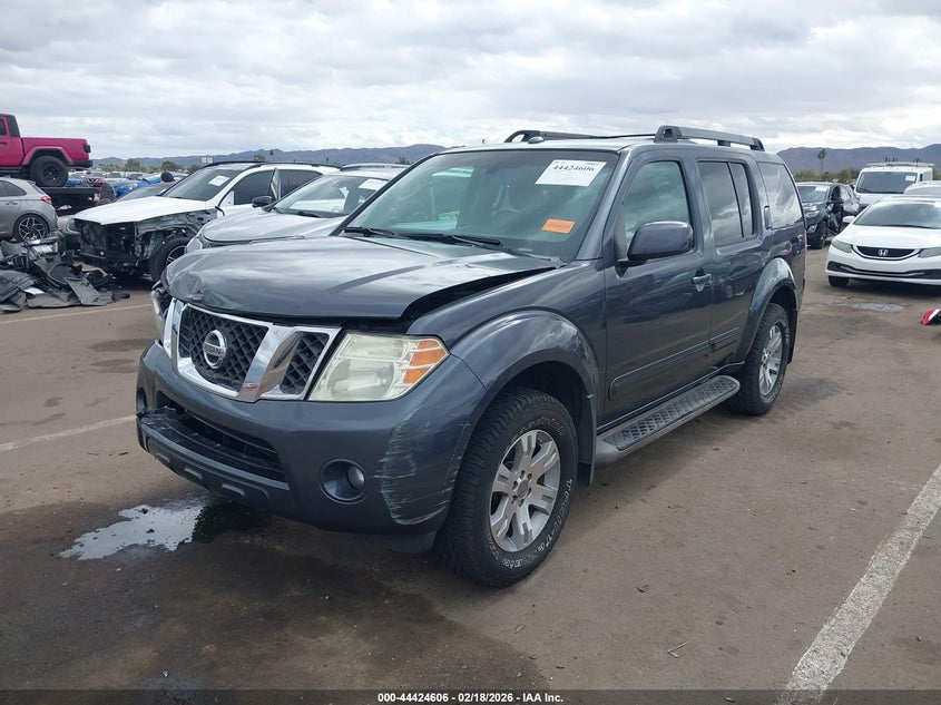 2010 Nissan Pathfinder Se
