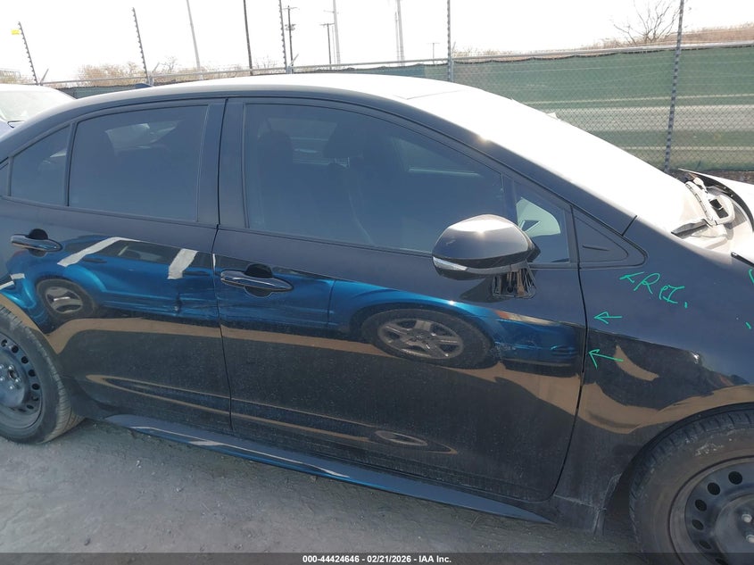 VIN 5YFS4MCE9SP251099 2025 TOYOTA COROLLA SE