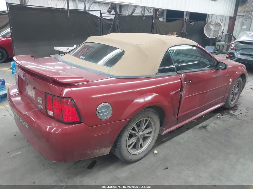 2004 Ford Mustang