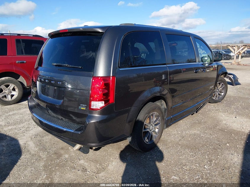 Vin: 2c4rdgcgxhr616626, lot: 44921297, dodge grand caravan sxt 20174