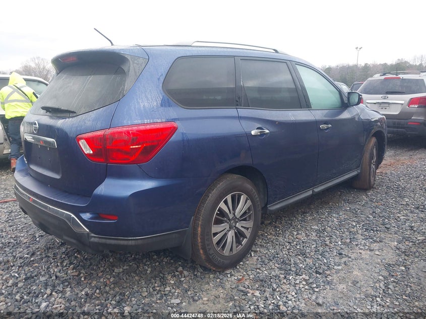 2017 Nissan Pathfinder S