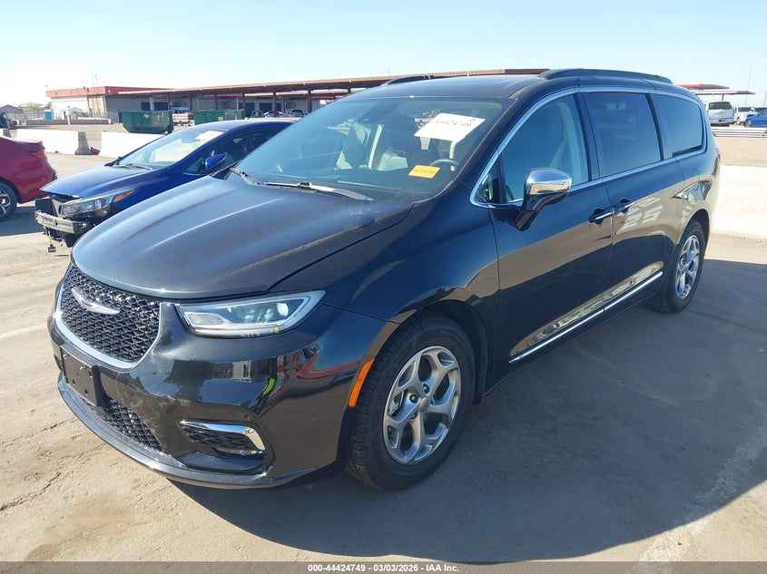 Vin: 2c4rc1gg0pr593835, lot: 44921341, chrysler pacifica limited 20232