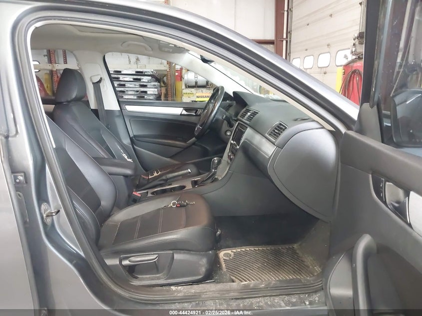 2013 Volkswagen Passat 2.5L Se