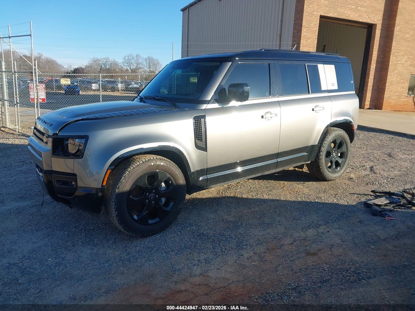 2024 Land Rover Defender 110 P400 X-Dynamic Se